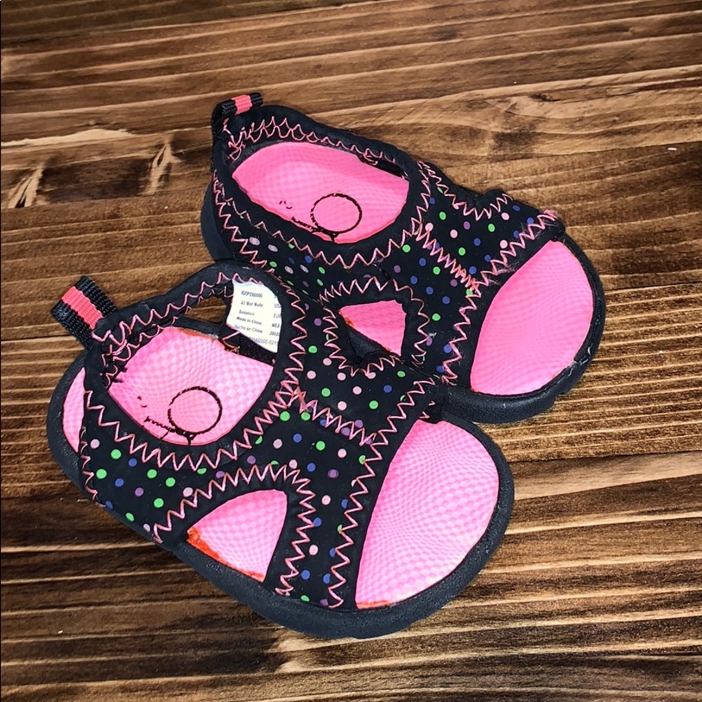 Op baby sandal